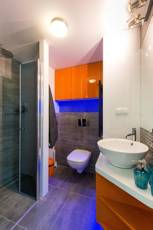 Charming 2-Level Apartment - Podgorze, Old Town 크라쿠프 객실 사진