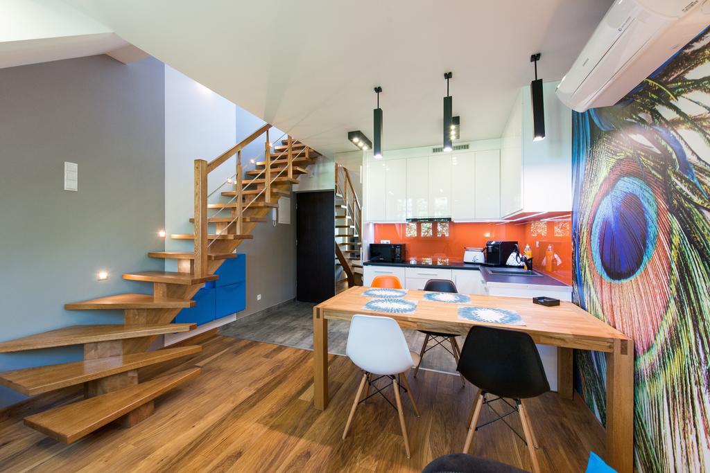 Charming 2-Level Apartment - Podgorze, Old Town 크라쿠프 객실 사진